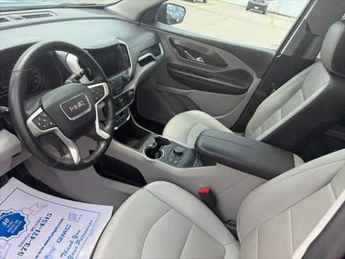 Used 2024 GMC Terrain SLT AWD/4WD image 17