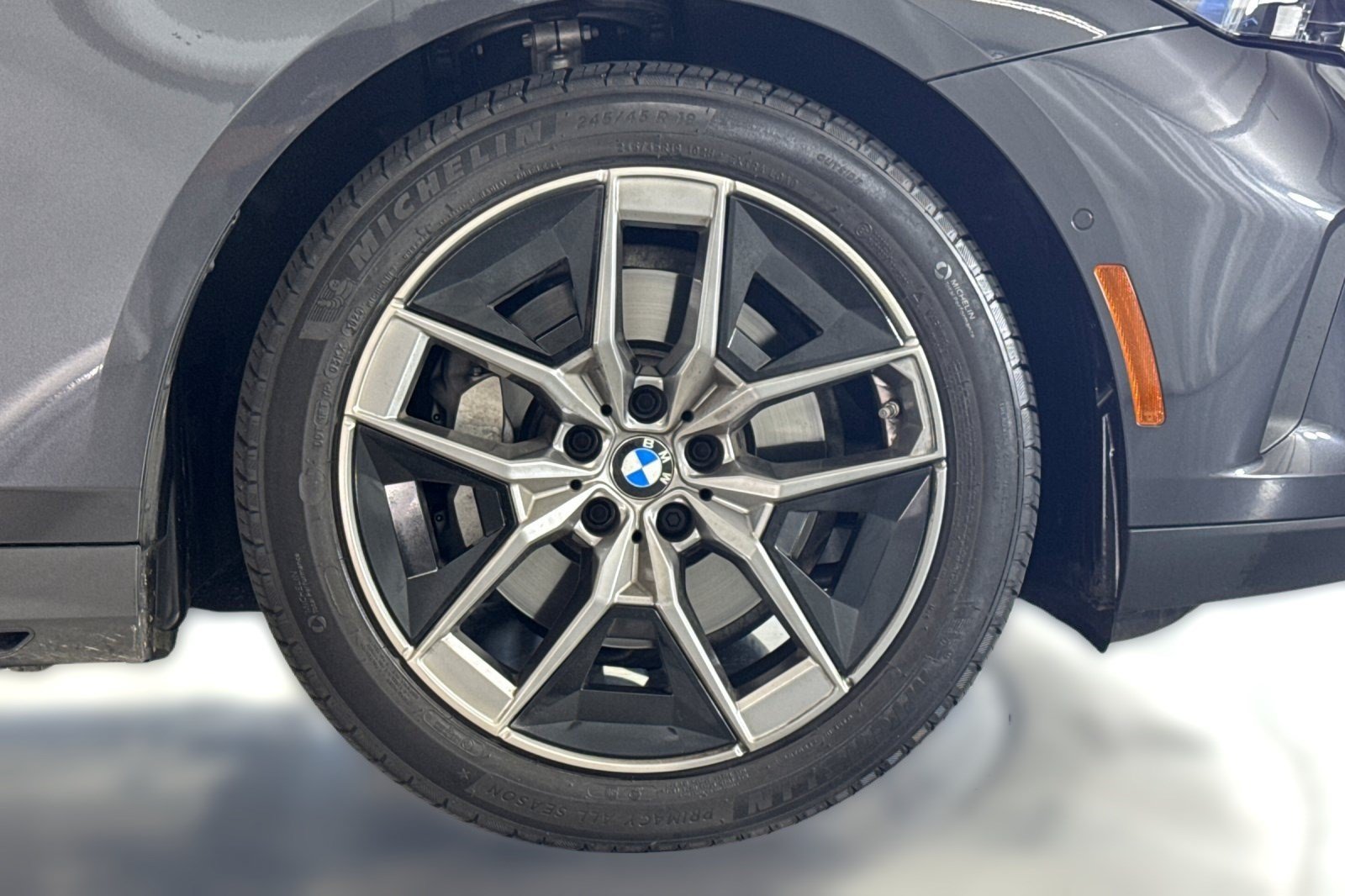 Used 2026 BMW 530i w/ Premium Package RWD image 13