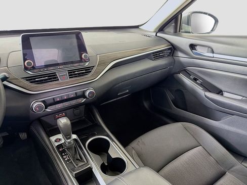 Used 2023 Nissan Altima 2.5 SV image 23
