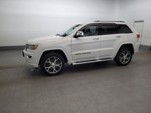 Used 2021 Jeep Grand Cherokee Overland AWD/4WD image 2