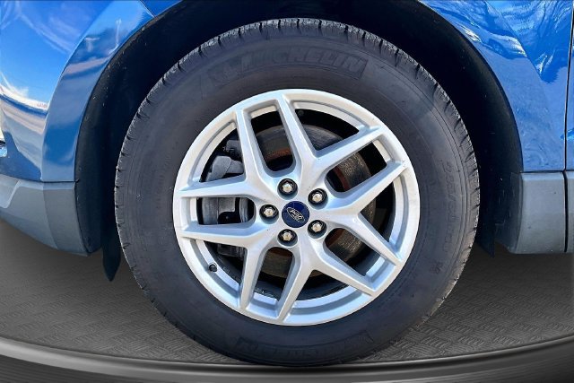 Used 2021 Ford Edge SEL AWD/4WD image 30