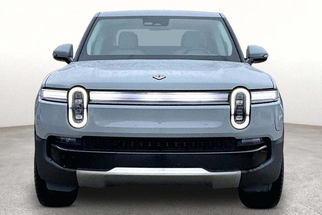 Used 2025 Rivian R1T Adventure Dual AWD/4WD image 3