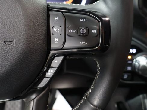 Used 2025 RAM 1500 Limited image 39