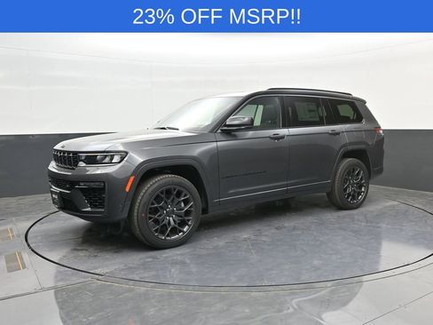 New 2026 Jeep Grand Cherokee L Summit AWD/4WD image 3