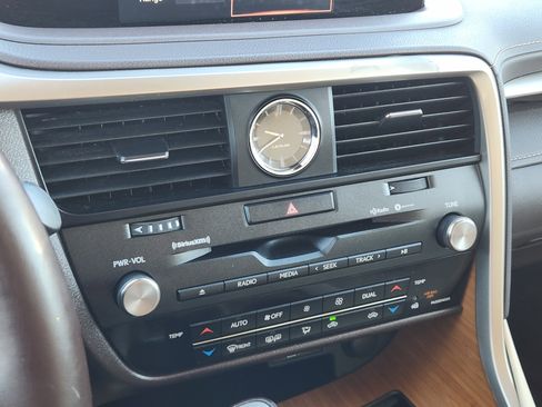 Used 2020 Lexus RX 450h AWD w/ Premium Package image 22