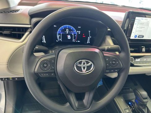 Used 2026 Toyota Corolla Cross L FWD image 17