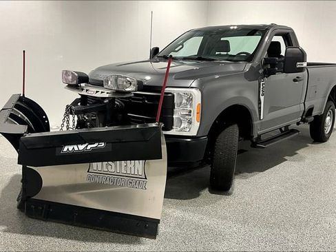 Used 2023 Ford F250 XL w/ Snow Plow Prep Package AWD/4WD image 3