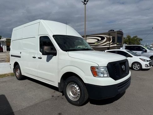 Used 2020 Nissan NV 2500 S image 1