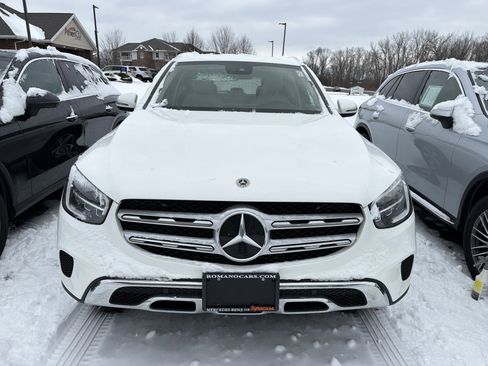 Used 2022 Mercedes-Benz GLC 300 4MATIC image 3