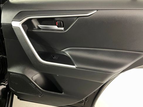 Used 2023 Toyota RAV4 XLE image 42