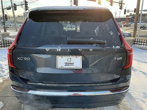 New 2026 Volvo XC90 T8 Ultra w/ Protection Package Premier AWD/4WD image 9