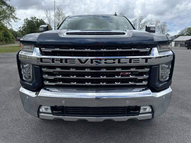 Used 2020 Chevrolet Silverado 2500 LTZ w/ LTZ Plus Package AWD/4WD image 2