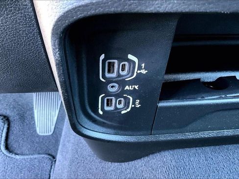 Used 2024 RAM 2500 Big Horn image 33