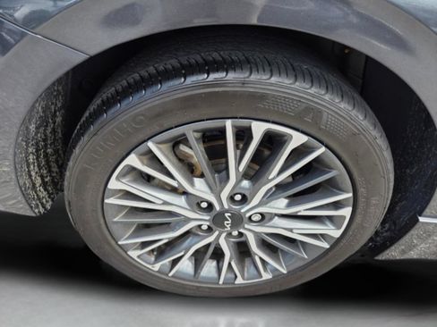 Certified 2024 Kia Forte GT-Line FWD image 33