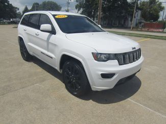 Used 2019 Jeep Grand Cherokee Altitude image 1