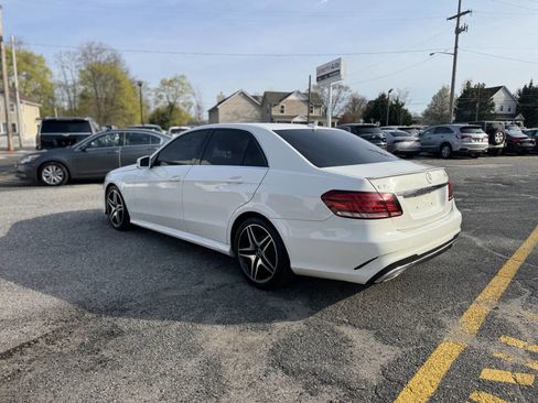 Used 2014 Mercedes-Benz E 350 4MATIC Sedan image 16