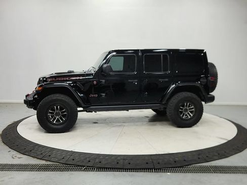 Used 2024 Jeep Wrangler Unlimited Rubicon AWD/4WD image 5
