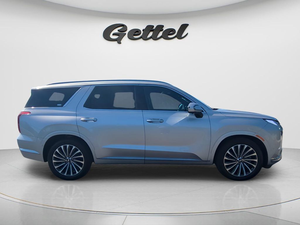 Certified 2025 Hyundai Palisade Calligraphy AWD/4WD image 4