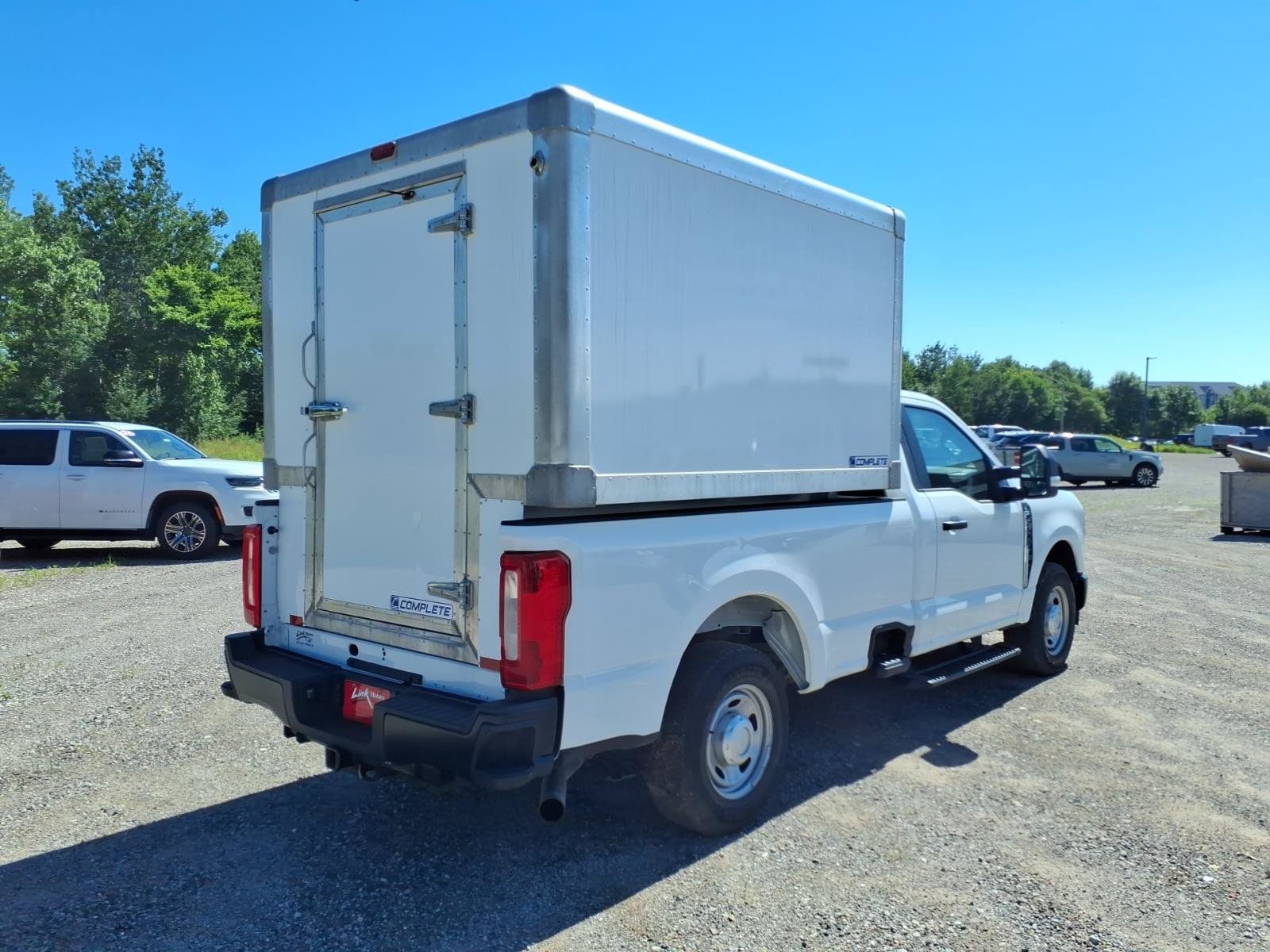 Used 2024 Ford F250 XL RWD image 6