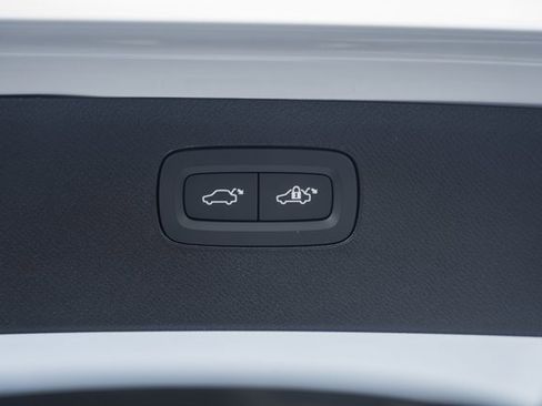 New 2026 Volvo XC90 T8 Plus image 10