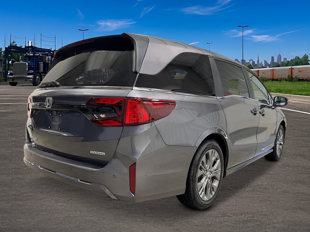 New 2027 Honda Odyssey Touring image 2