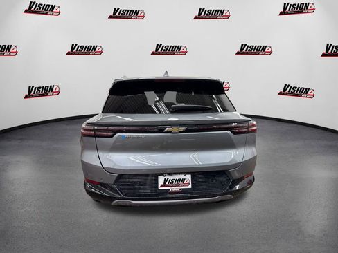 Used 2025 Chevrolet Equinox EV LT image 6