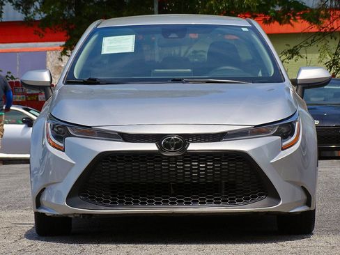 Used 2021 Toyota Corolla LE FWD image 6