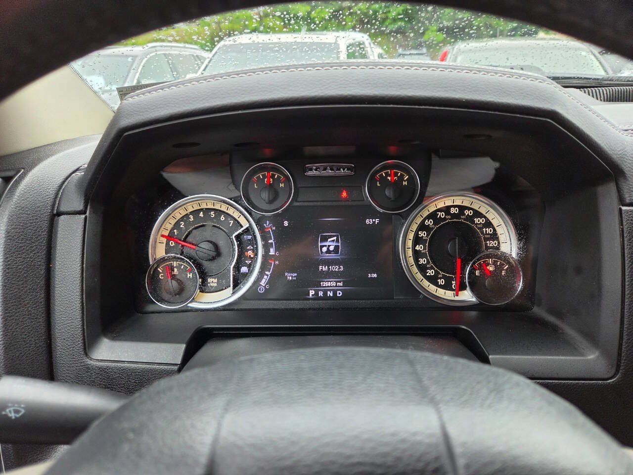 Used 2017 RAM 1500 Laramie w/ Convenience Group AWD/4WD image 25