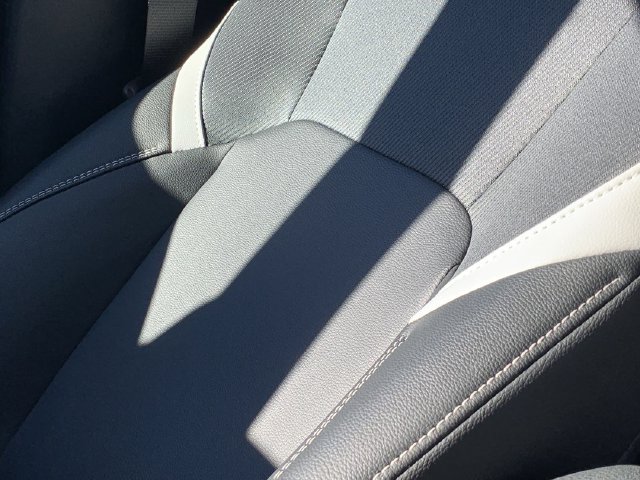 Used 2026 Toyota Camry SE FWD image 12