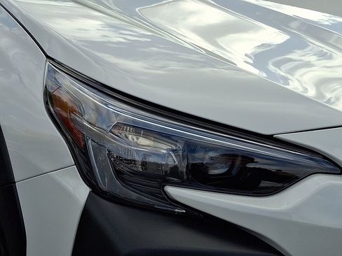 Certified 2025 Subaru Outback Onyx Edition image 10