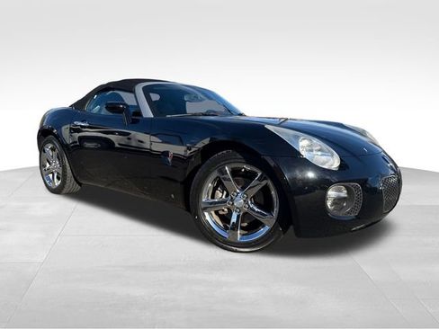 Used 2007 Pontiac Solstice GXP w/ Premium Package image 1