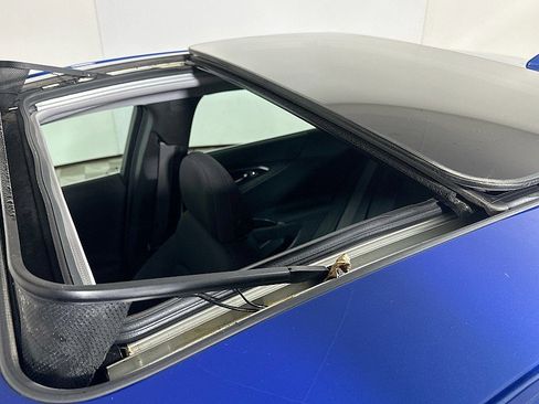 Used 2023 Chevrolet Malibu LT image 14