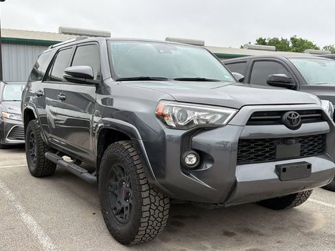 Used 2023 Toyota 4Runner SR5 Premium w/ Moonroof Package AWD/4WD image 3