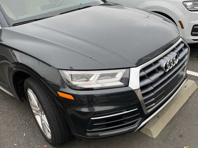 Used 2019 Audi Q5 2.0T Premium Plus w/ Premium Plus Package