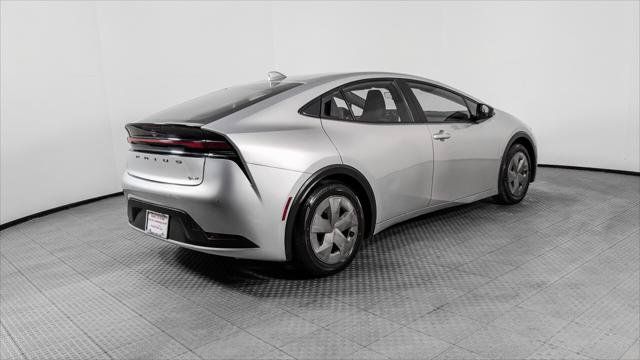 Used 2023 Toyota Prius LE FWD image 8