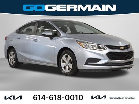 Used 2017 Chevrolet Cruze LS FWD image 5