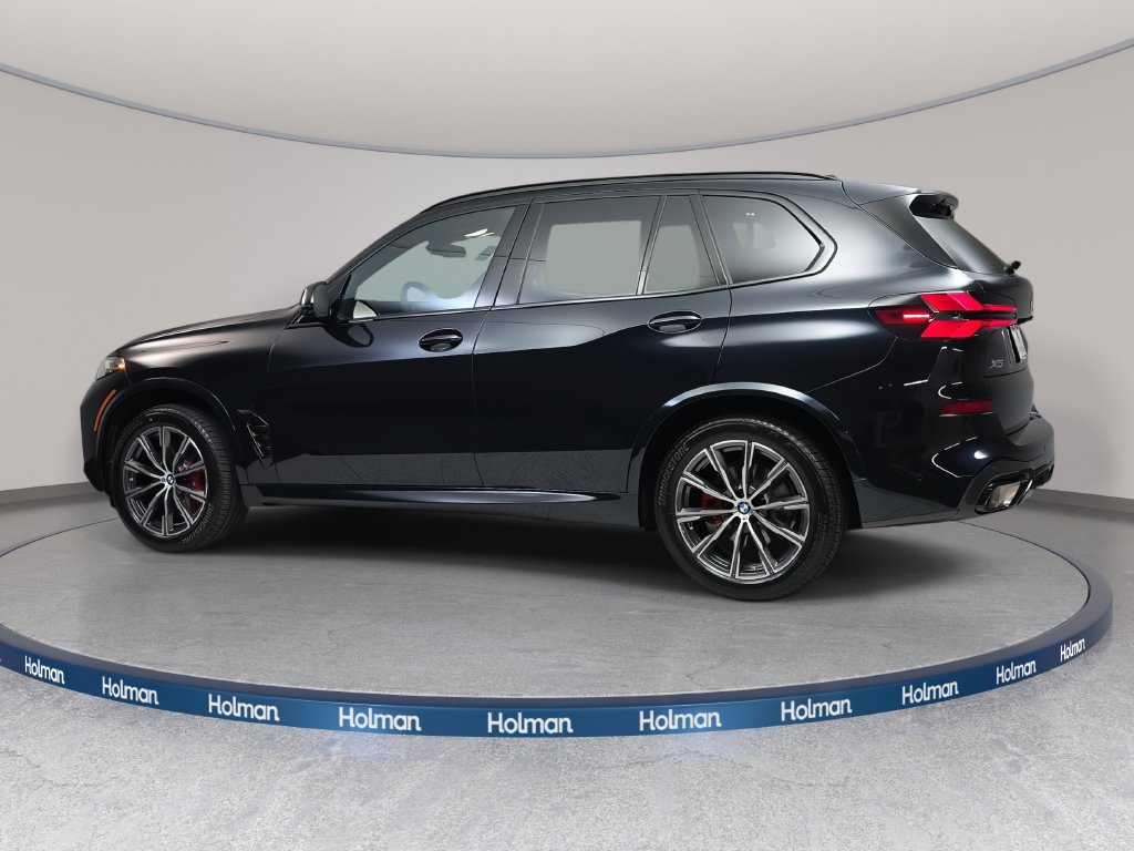Used 2026 BMW X5 xDrive40i w/ M Sport Package AWD/4WD image 3