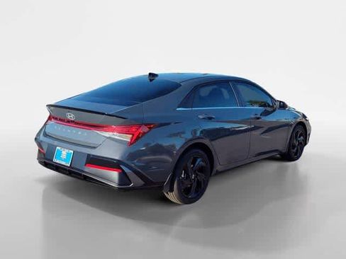 New 2026 Hyundai Elantra SEL Sport Premium image 6