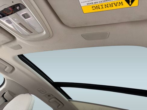 Certified 2025 Volvo V90 B6 Cross Country Plus image 16