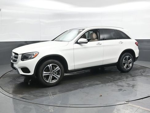 Used 2019 Mercedes-Benz GLC 300 4MATIC image 7