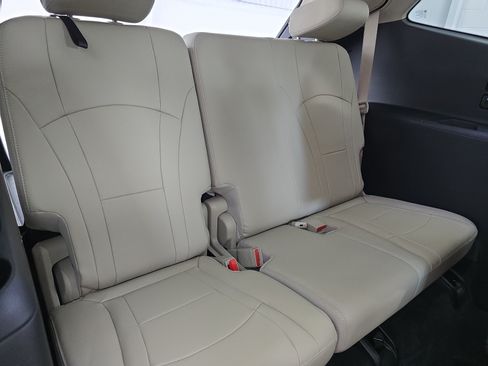 Used 2021 Buick Enclave Essence w/ Sound and Sites Package FWD image 12