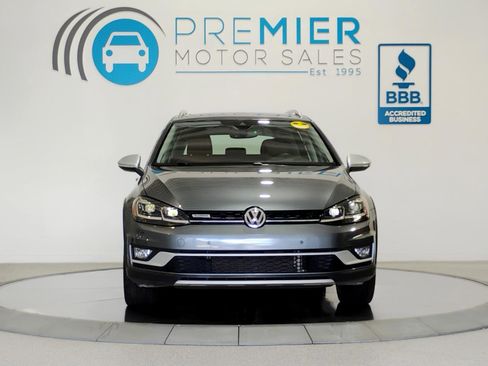 Used 2019 Volkswagen Golf Alltrack SE AWD/4WD image 10