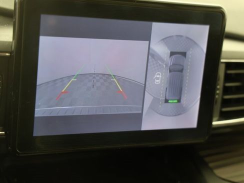 Used 2020 Ford Explorer Limited image 8