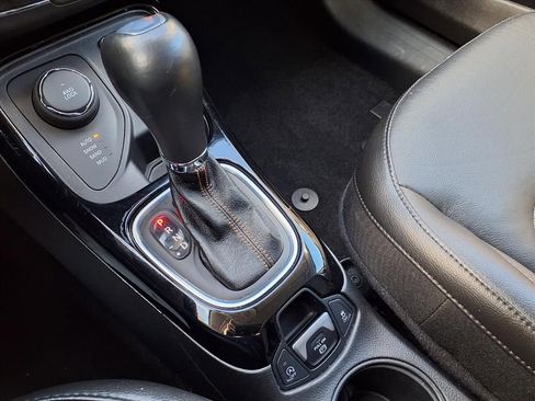 Used 2020 Jeep Compass Limited image 26