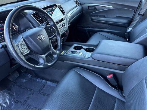 Used 2024 Honda Passport EX-L image 4