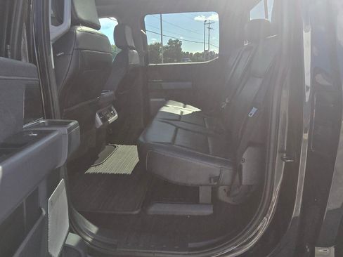 Used 2023 Ford F250 Lariat w/ Sport Appearance Package AWD/4WD image 20