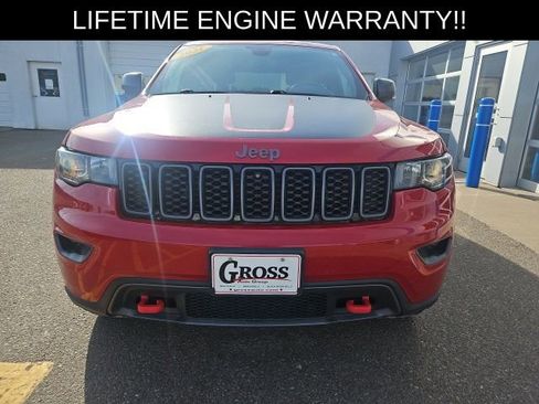 Used 2021 Jeep Grand Cherokee Trailhawk image 3