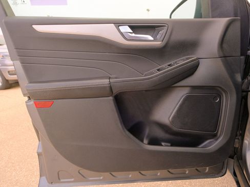 Used 2022 Ford Escape SEL image 27