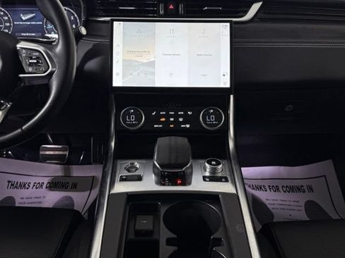 Certified 2023 Jaguar XF R-Dynamic SE AWD/4WD image 27