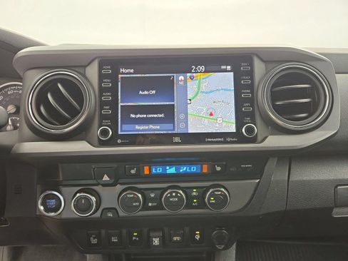 Certified 2023 Toyota Tacoma TRD Off-Road w/ TRD Premium Off Road Package AWD/4WD image 20